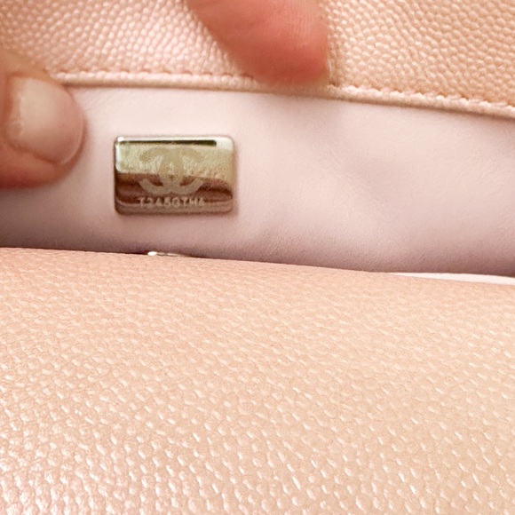 Chanel Iridescent Caviar Quilted Extra Mini Coco Light Pink Handle Flap - Picture 14 of 15